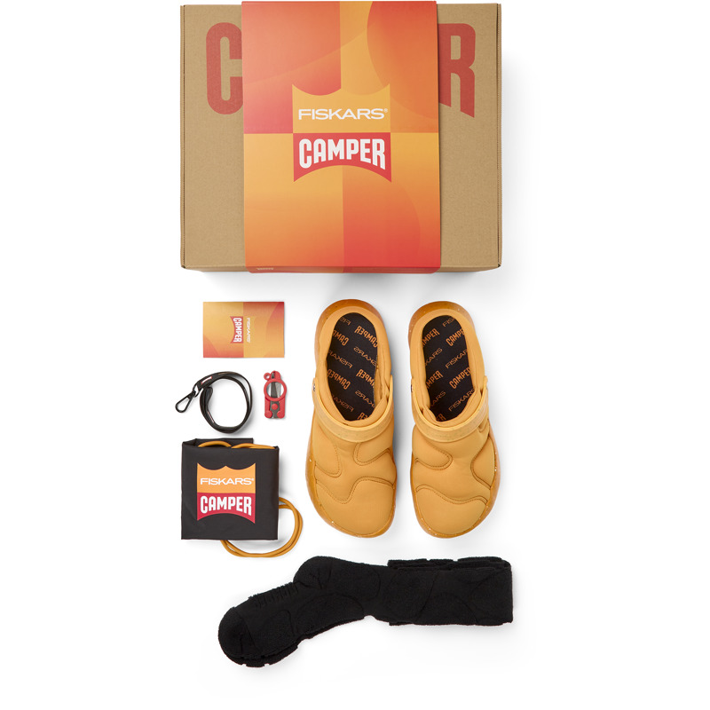 CLOG SHOES
