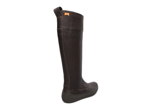 women's athletic boots