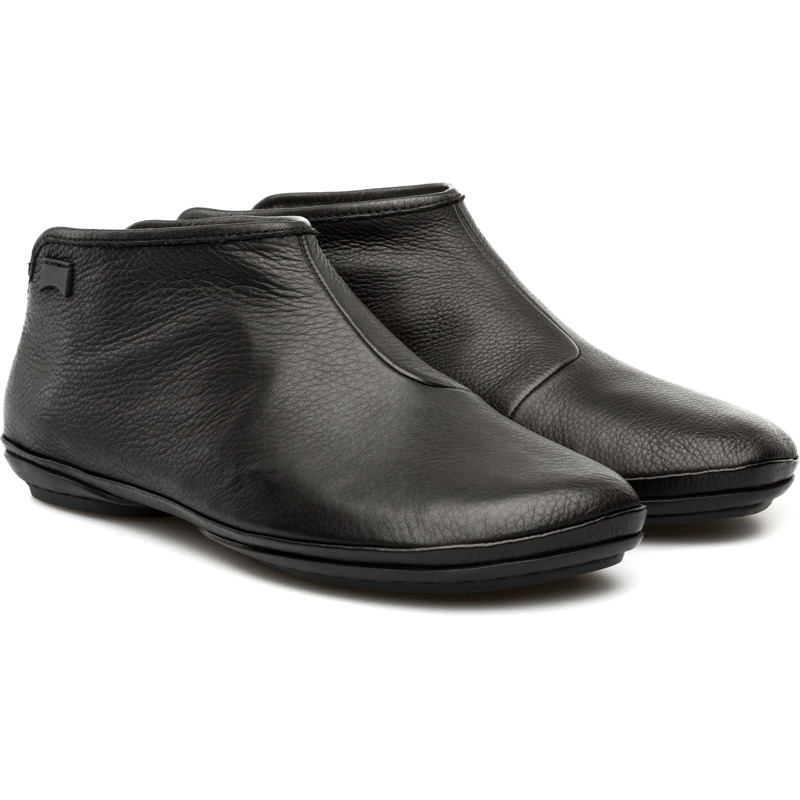camper right ankle boots