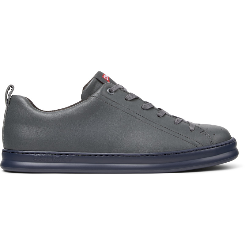 Camper Runner In Gray