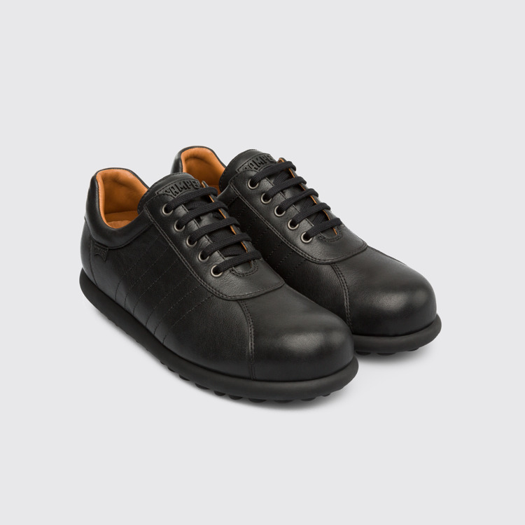 Front view of Pelotas Black shoe for men