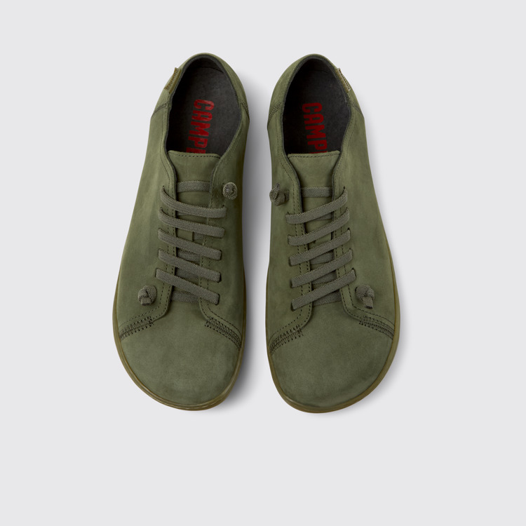 Peu Chaussures en nubuck vert pour homme.