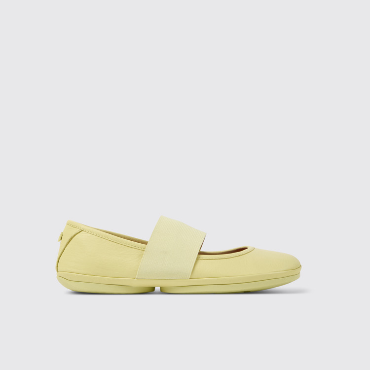 Side view of Right Yellow Leather Ballerina for Women.