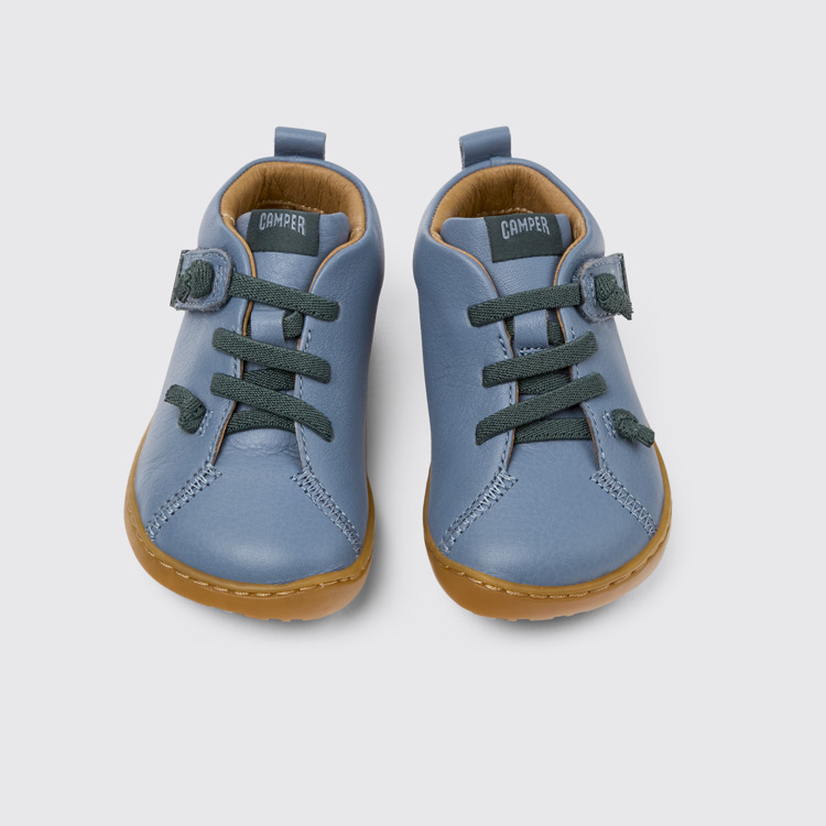 Overhead view of Peu Gray leather shoes for kids