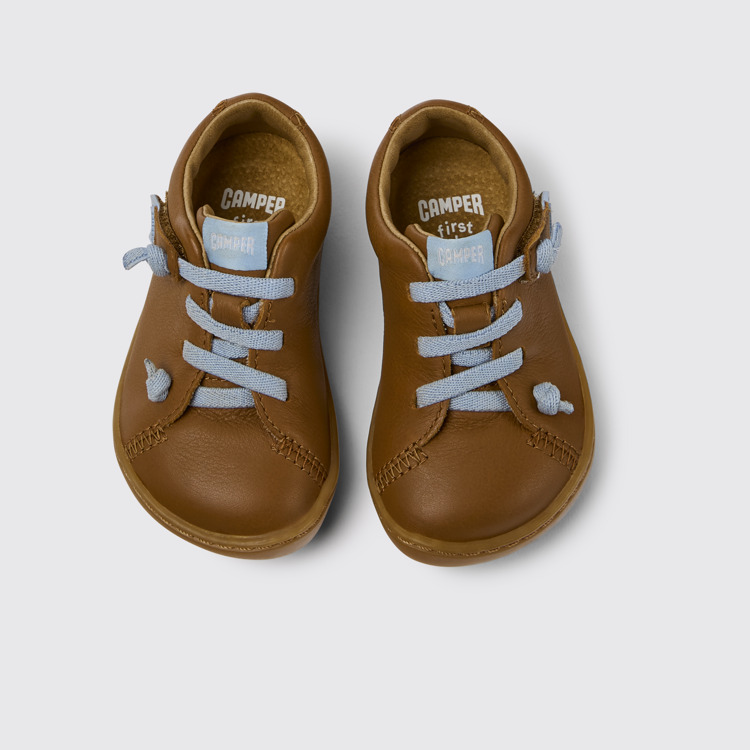 Overhead view of Peu Brown leather shoes for kids