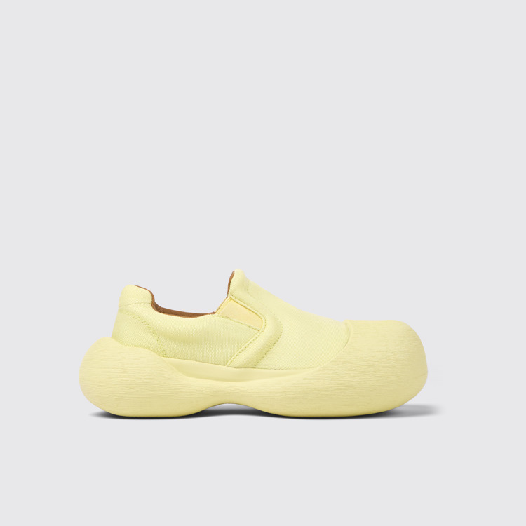 Caramba Yellow TENCEL® Lyocell Loafers modelin yandan görünümü