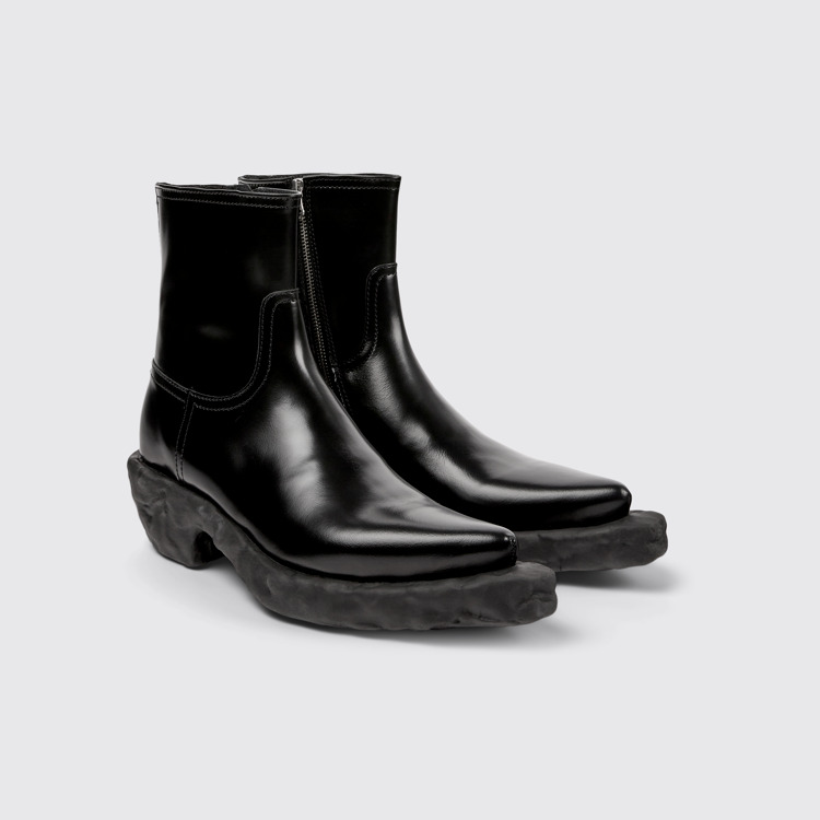 Front view of Venga Black Leather Boots