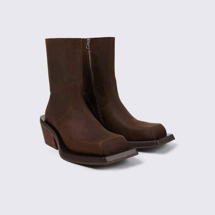 Front view of Quetal Brown Nubuck Boots