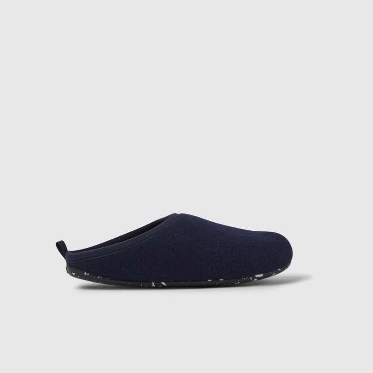 Side view of Wabi Dark blue wool men’s slippers