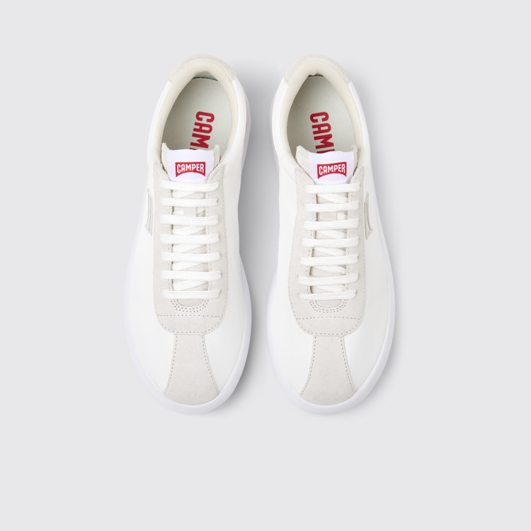 Pelotas XLite Witte herensneaker van gerecycled PET en nubuck.