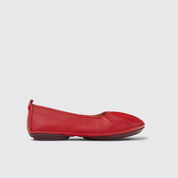 Side view of Right Red leather ballerinas for women