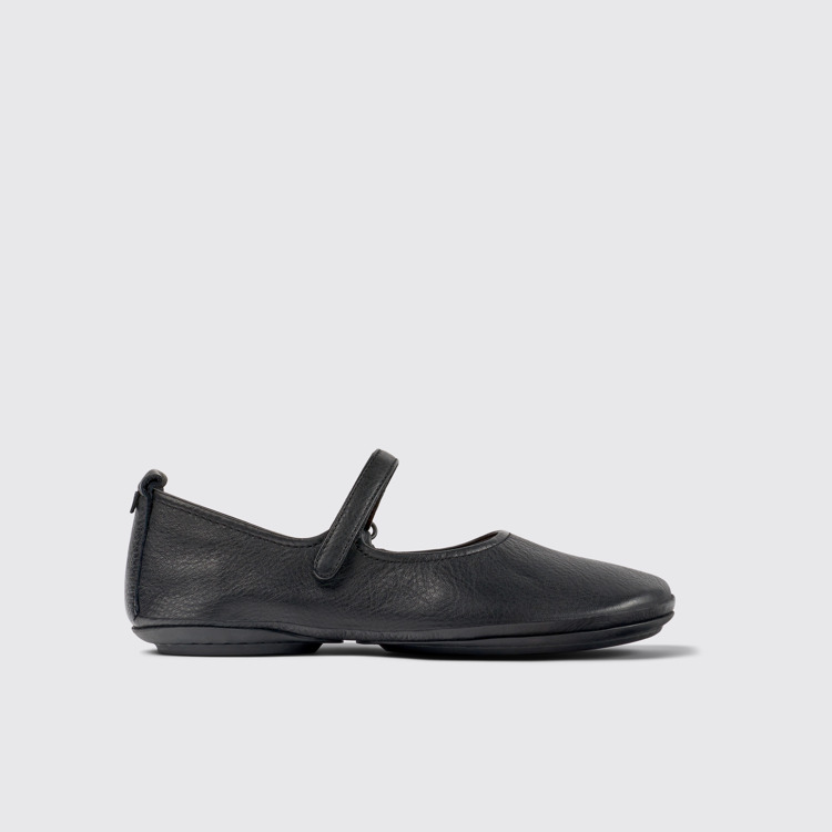 Side view of Right Black leather ballerinas for women