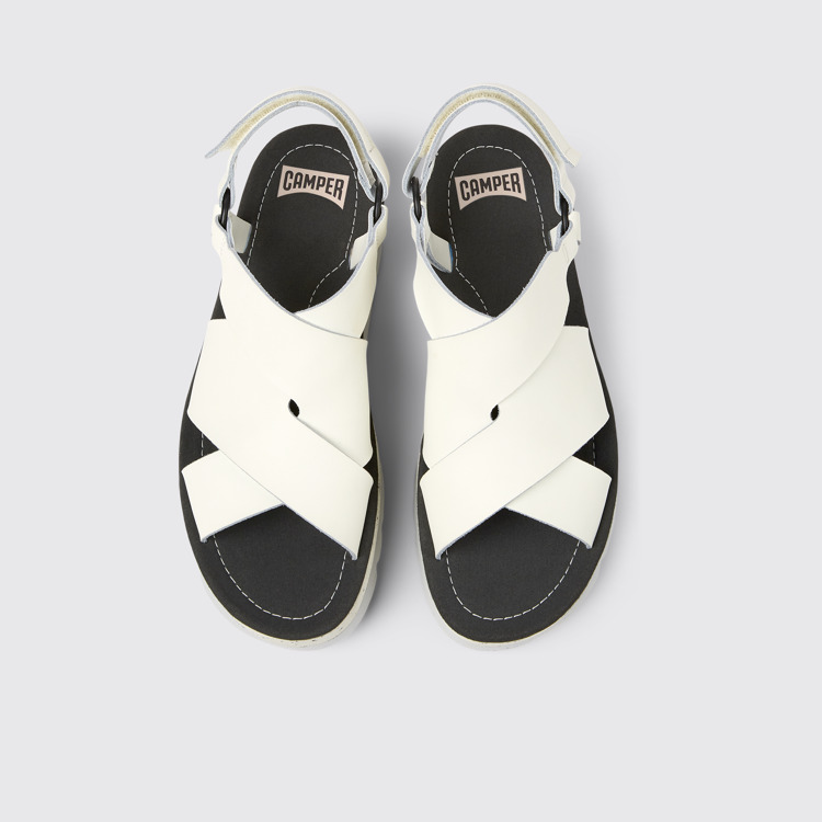 Overhead view of Oruga Up White leather sandals for women