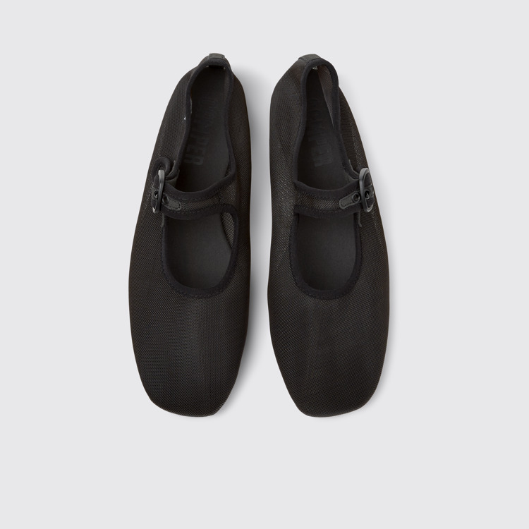 มุมมองด้านบนของ Casi Myra Black Recycled PET Shoes for Women.