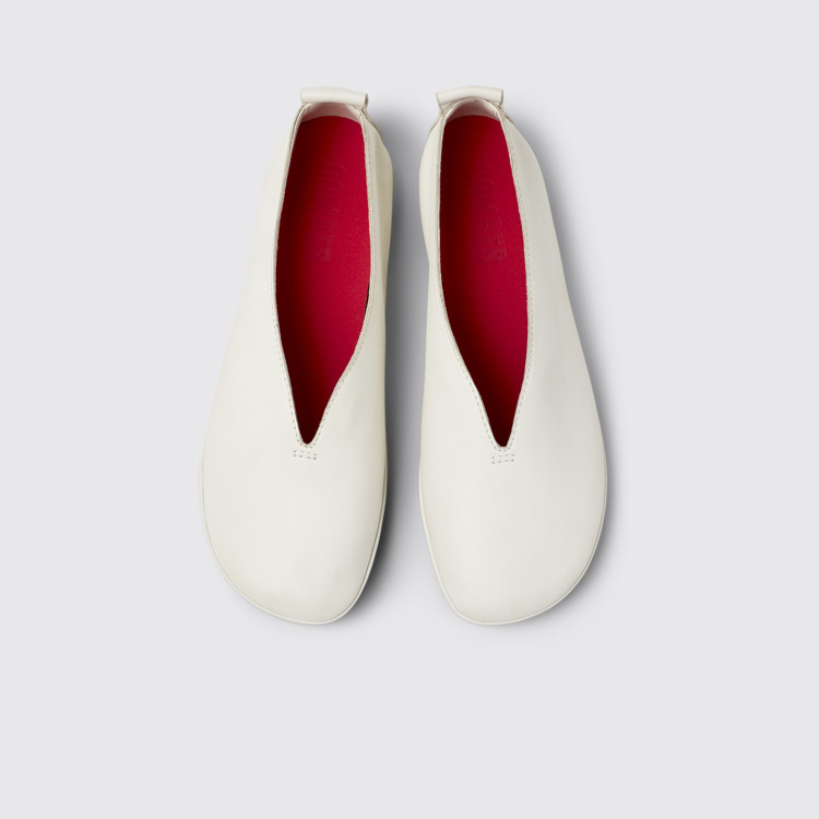 Overhead view of Right White Leather Moccasin Ballerina for Women.