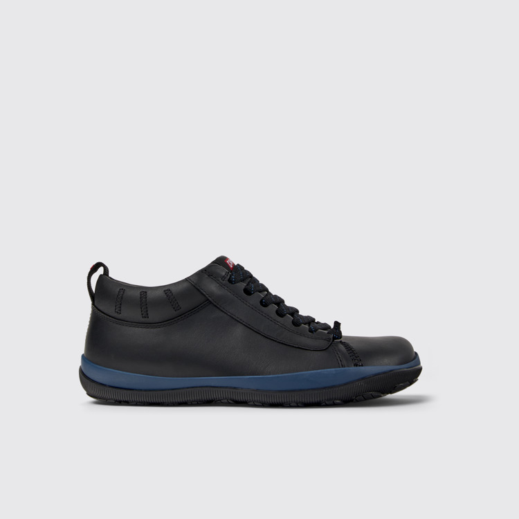 Side view of Peu Pista Black leather shoes for men