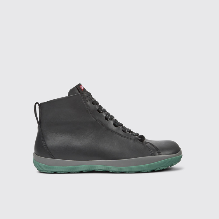 Side view of Peu Pista Black leather ankle boots for men