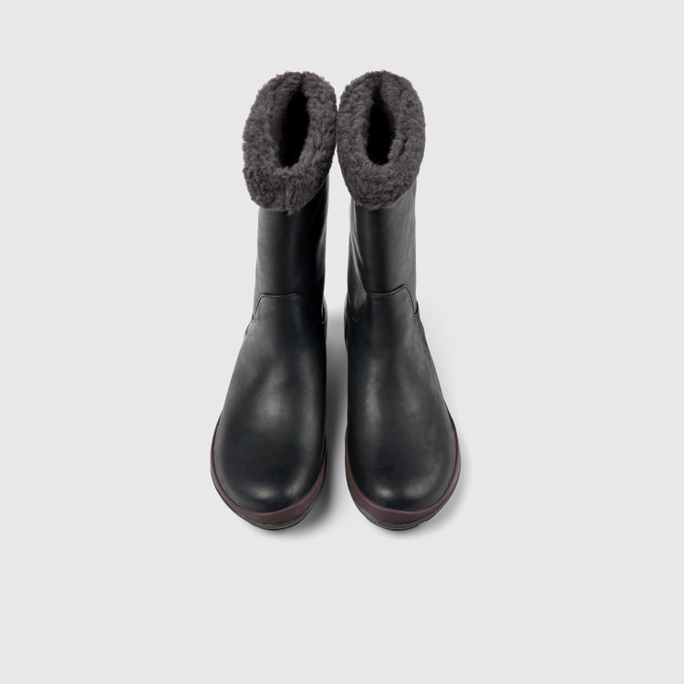 Overhead view of Peu Pista Black leather boots for women