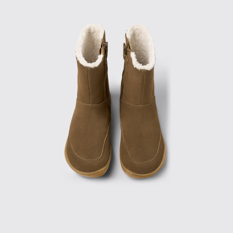 Overhead view of Peu Brown nubuck and leather boots for kids