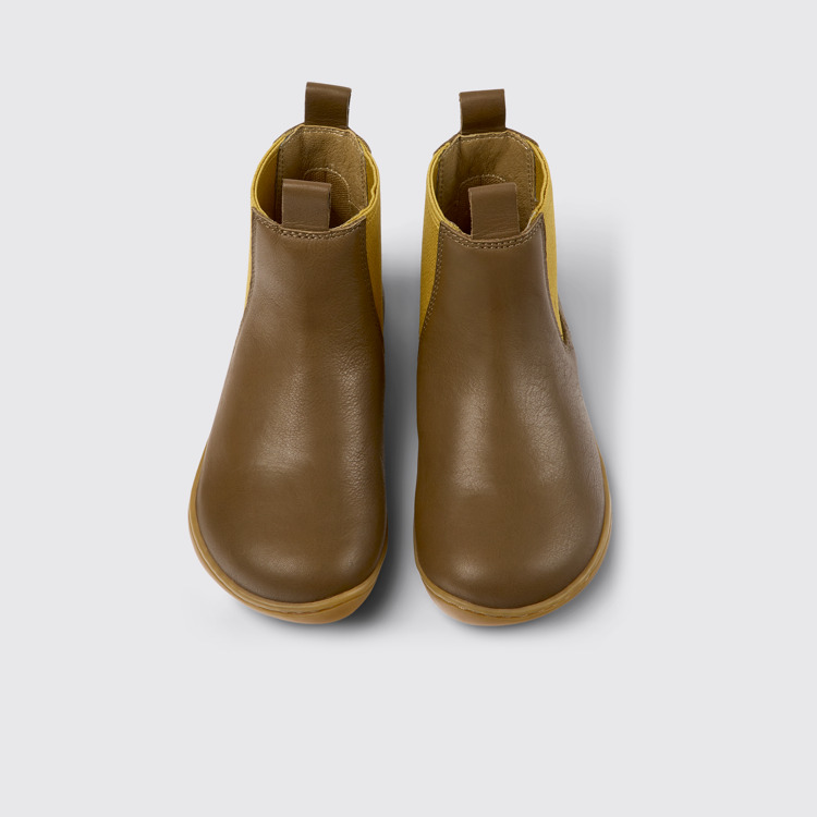 Overhead view of Peu Brown leather ankle boots for kids