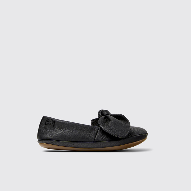 Side view of Right Nina Black Leather Ballerinas for Kids.