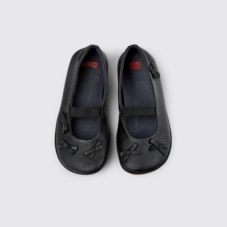Overhead view of Twins Black Leather Ballerinas for Kids.