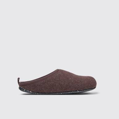 Side view of Wabi Burgundy wool slippers for men