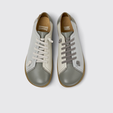 Twins Chaussures en cuir noir pour femme.