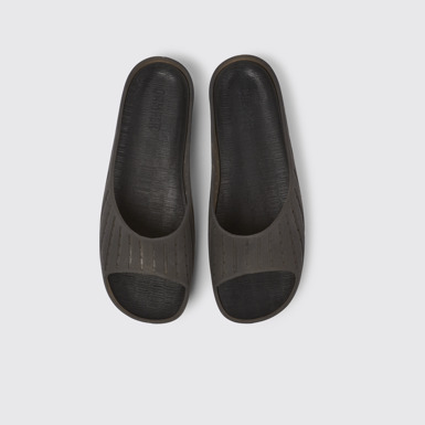Overhead view of Wabi Black monomaterial sandals for women