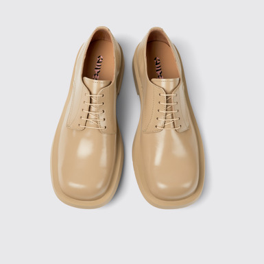 Overhead view of MIL 1978 Beige leather shoes