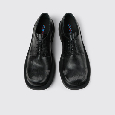 Overhead view of Mil 1978 Black leather shoes