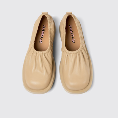 Overhead view of MIL 1978 Beige leather ballerinas
