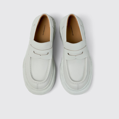 Overhead view of VAMONOS GRAY