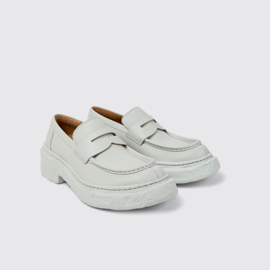 Front view of VAMONOS GRAY