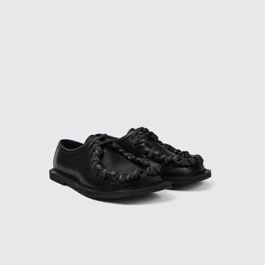 Front view of EKI BLACK