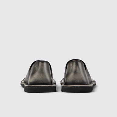 Back view of MENOSMAL BLACK