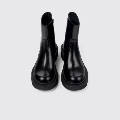 Overhead view of Vamonos Black Leather Boots