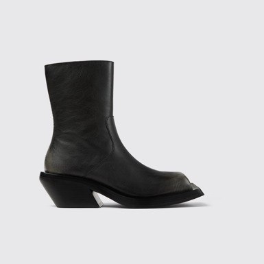 Side view of QUETAL BLACK