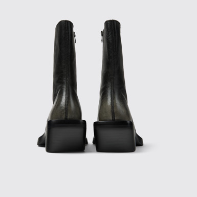 Back view of QUETAL BLACK