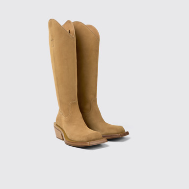 Front view of QUETAL BROWN