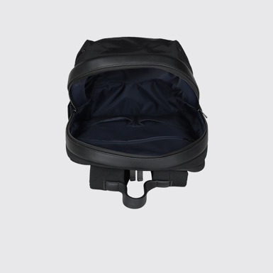 Overhead view of Forma Forma DAYPACK