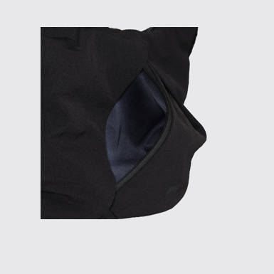 The sole of Nube Nube SHOULDER BAG