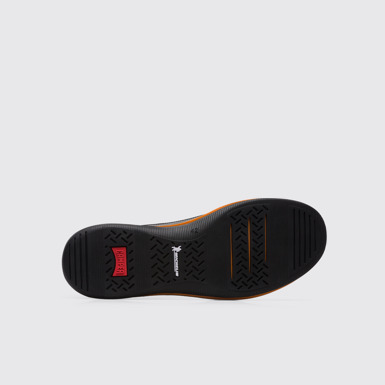 The sole of Rolling Men's sneaker with Michelin outsole