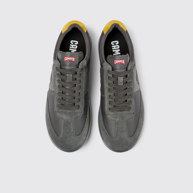 Overhead view of Pelotas XLite Gray and yellow sneakers for men