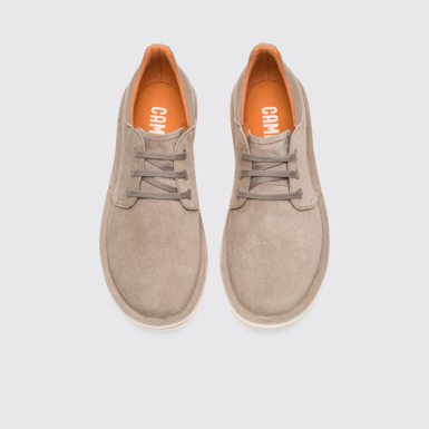Overhead view of Formiga Men’s grey shoe