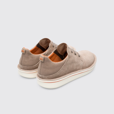 Back view of Formiga Men’s grey shoe