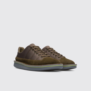 Front view of Formiga Men’s green and dark brown shoe