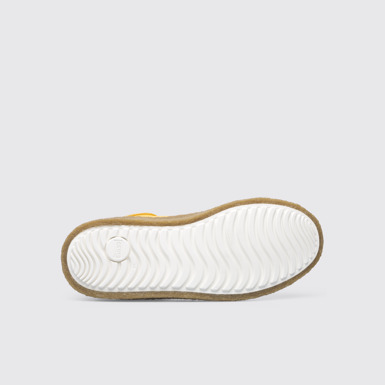 The sole of Bark Yellow shoe for men