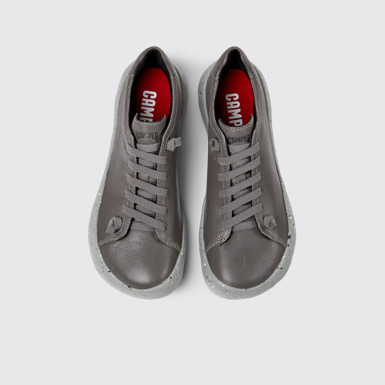 Peu Stadium Baskets en cuir responsable gris pour homme