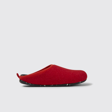 Side view of Wabi Red wool men’s slippers